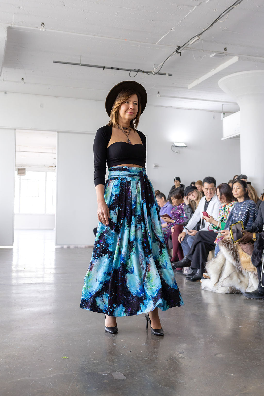 Transformation Bamboo Fiber Skirt with Pockets