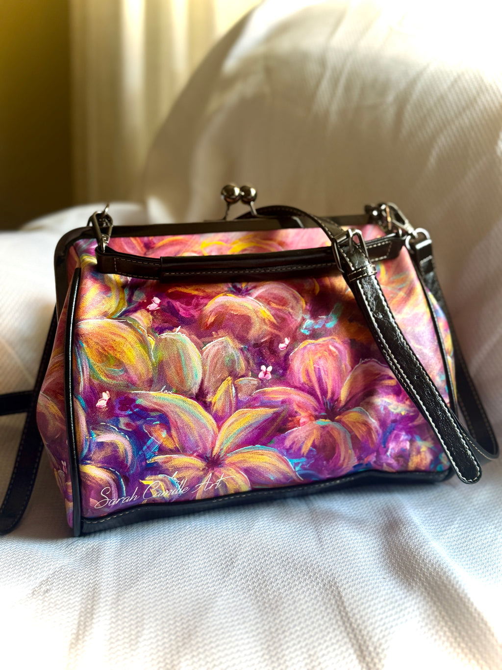 Flourish Vegan Leather Kiss-Lock Handbag