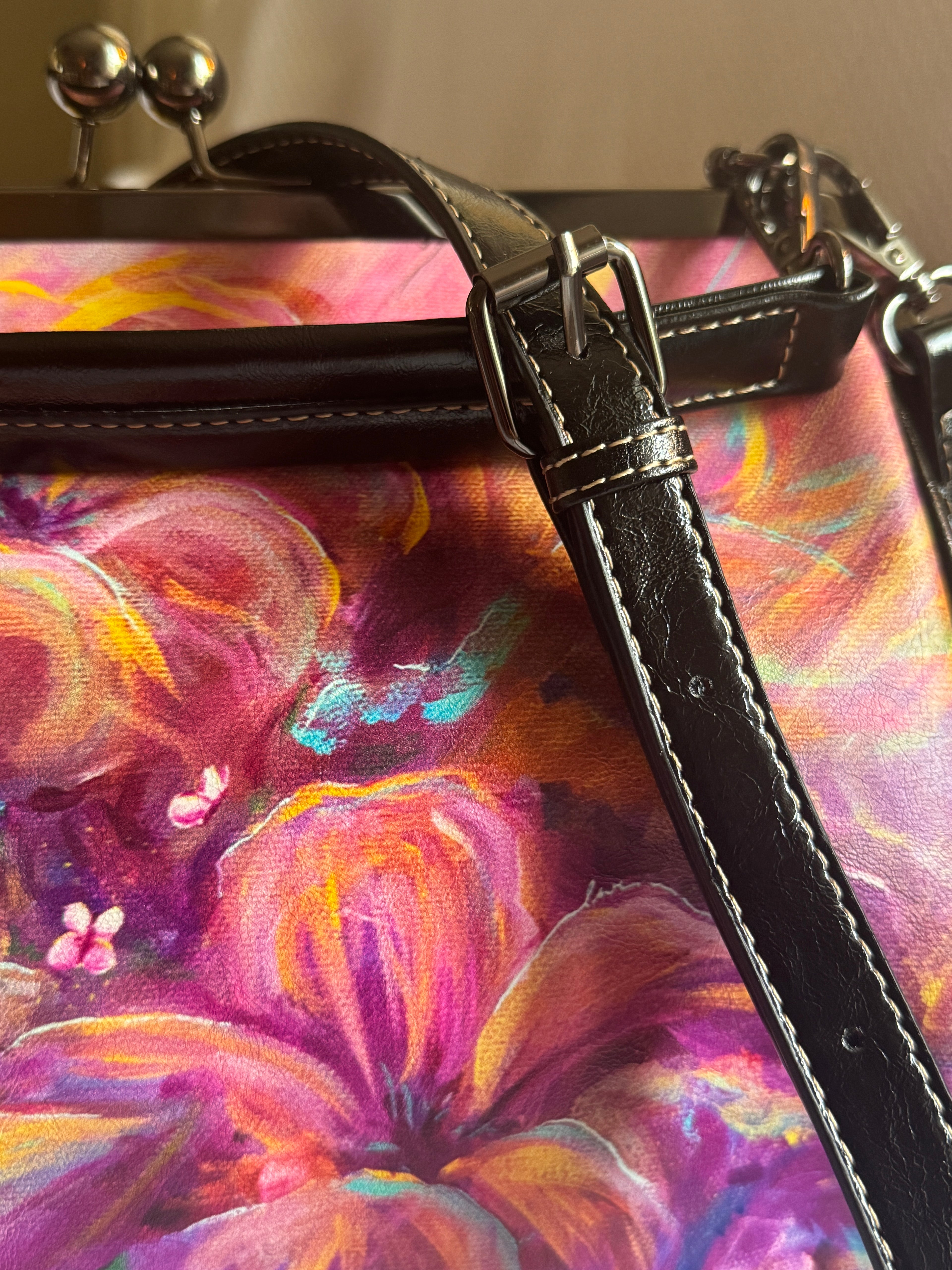 Flourish Vegan Leather Kiss-Lock Handbag