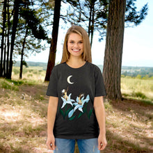 Load image into Gallery viewer, Women&#39;s organic cotton Night Lillies Tee
